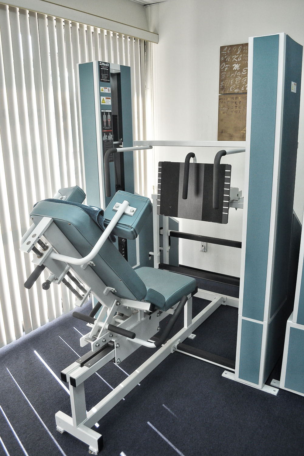 MedX Leg Press New Wave Fitness slow motion one on one training