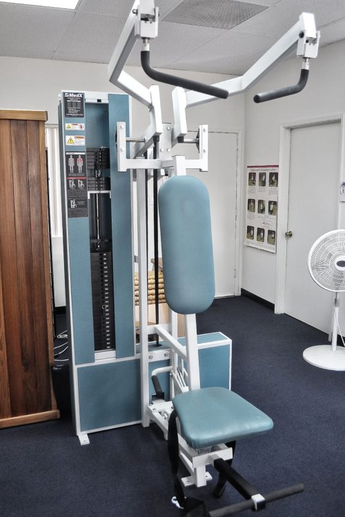 MedX Torso ArmPulldown New Wave Fitness slow motion one on one